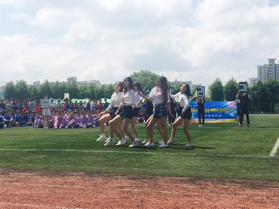 퍼포먼스 (1).jpg